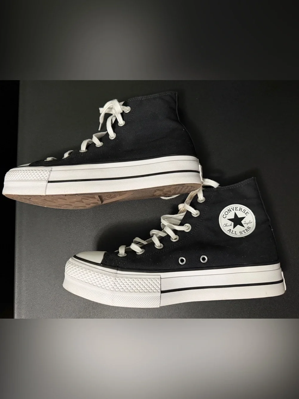 Converse Women's Chuck Taylor All-Star High-Top Canvas Shoes Sz 9
